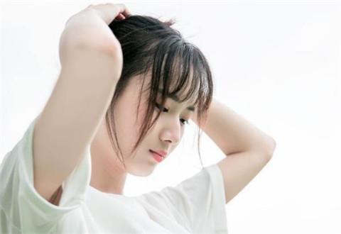 如何与女友进行争吵时选择合适的言辞