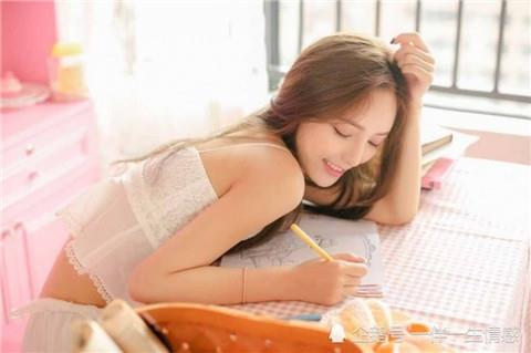男女朋友吵架后女方不理你，应该怎么办？