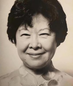 ​晚年落叶归根，是漂泊一生的女强人