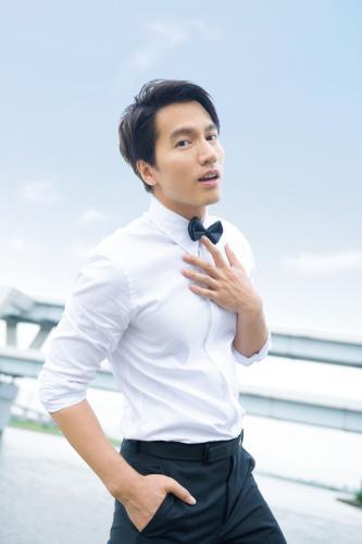 今年是他首次担任金曲奖颁奖人，主要负责颁发「最佳装帧设计奖」和「最佳录影带奖」。