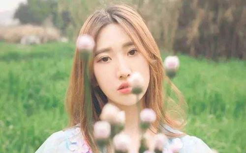 和女朋友亲嘴惹她生气了怎么哄