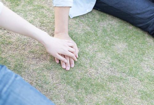 吵架了冷战怎么哄好女朋友
