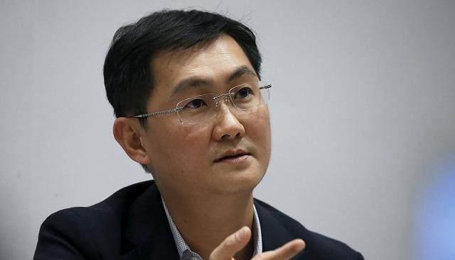 她9岁学二胡，18岁进入大学音乐系，后来嫁了个老公叫马化腾