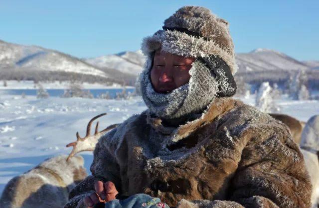 世界上最冷的地方,奥伊米亚康的人们是如何生存的？