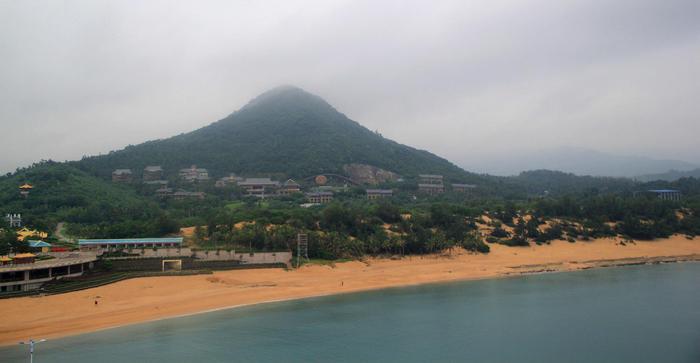 世界上最大的观音像原来在三亚  南海上的一个传奇
