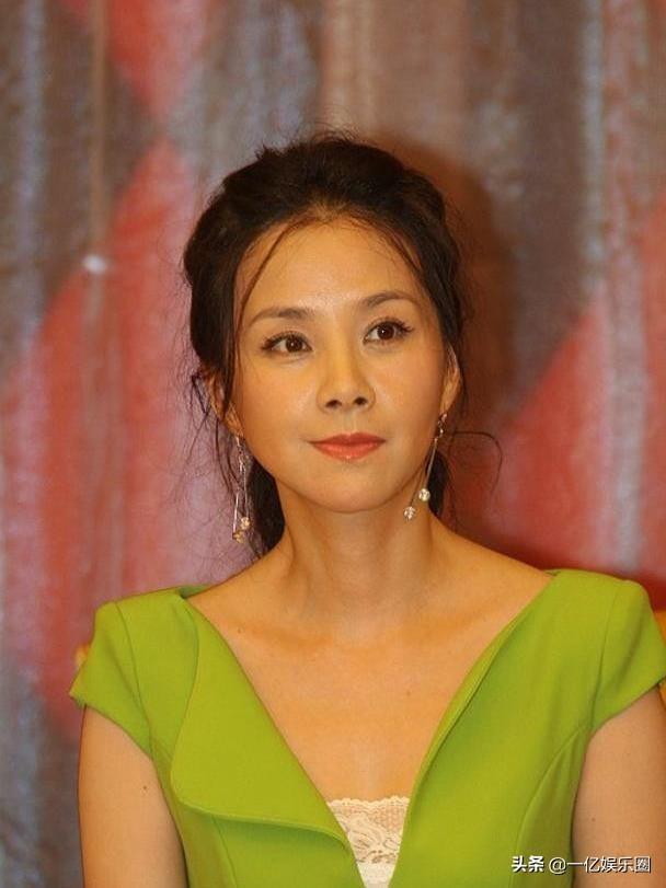 陈坤儿子的生母曝光，身份颠覆大家的认知，难怪和董洁擦不出火花