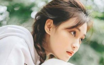 ​女孩问有事吗幽默回答？才能拉近你们的关系