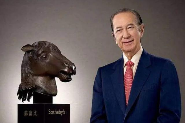 沉迷于爱情的何婉琪，因为和堂弟的荒谬情史，失去了多少财富？