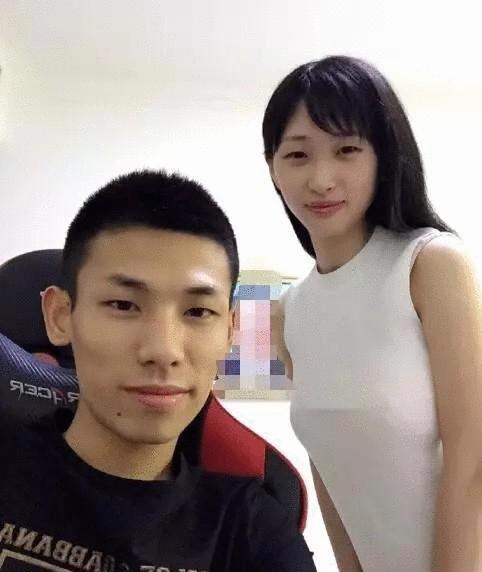 DNF旭旭宝宝、老婆韩茜茜, 如果直播会不会成为龙珠一姐?
