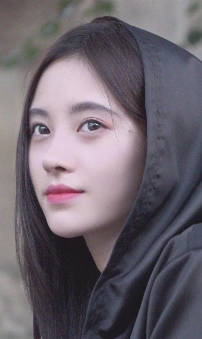 鞠婧祎美图：这4000年一见的美女，真是太精致了吧！