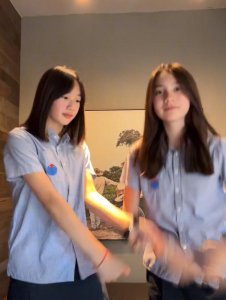 ​吴尊大女儿近状曝光，就读上海国际学校，身高接近一米七