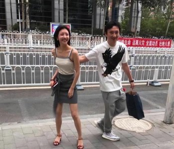 ​王思聪被爆有孩子后，豆得儿发文否认“打胎”，没有强颜欢笑