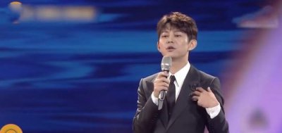 ​娱乐资讯：“中国好舌头”华少老婆曝光，竟是彼此熟悉的她？