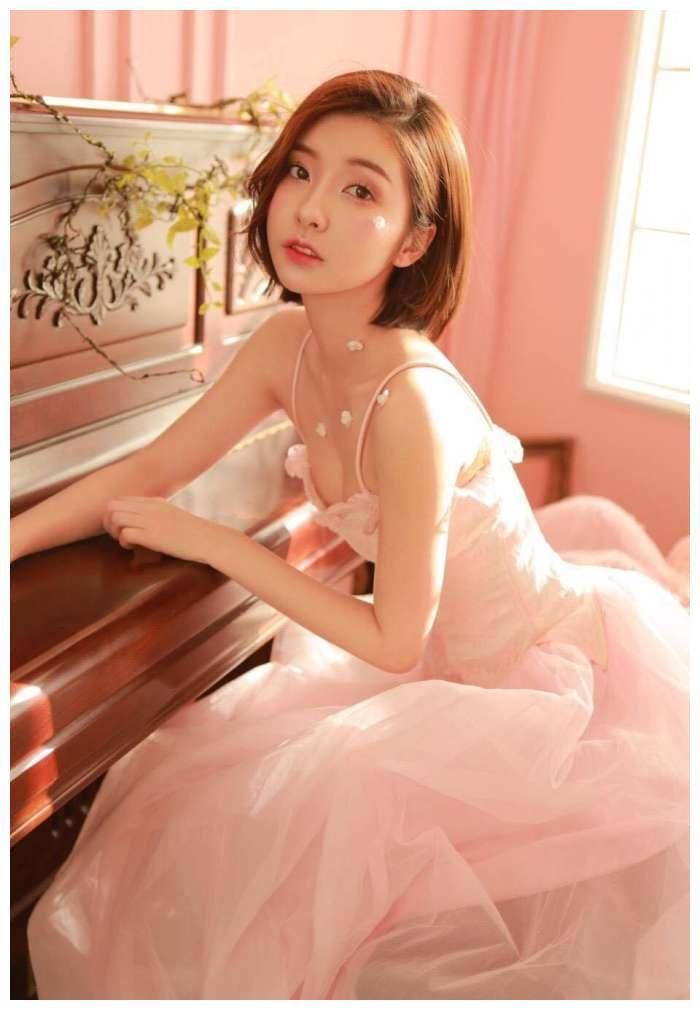 王思聪前女友豆得儿上快本引争议, 快本已沦为网红跳板?
