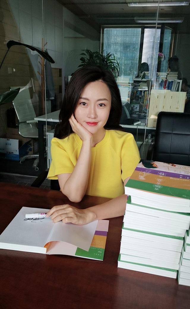 潘长江女儿潘阳嫁入豪门，生活幸福，生下儿子与姥爷神似