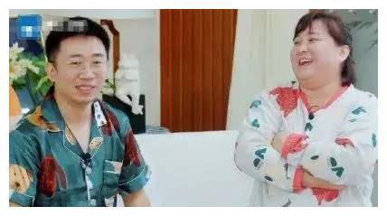 杨迪为什么能火到刷屏？辛酸成名史，下跪感恩引泪奔