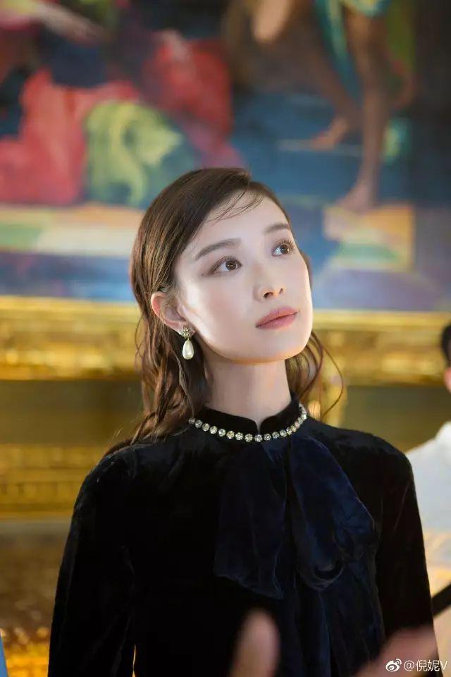 全球最美的10支豆沙色口红，秋天必入！