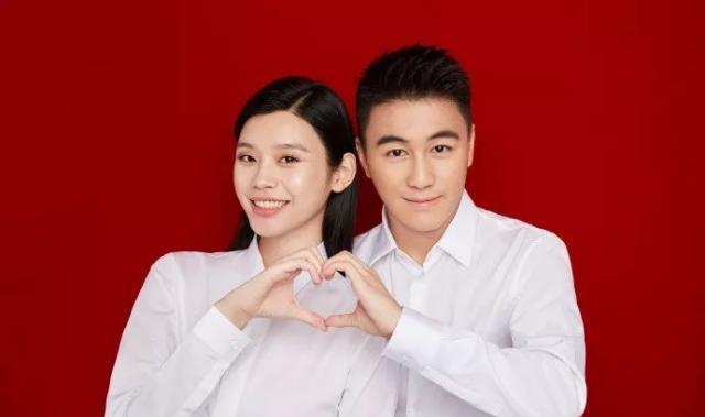 奚梦瑶生下儿子，赌王何鸿燊奖励1亿现金，人生赢家何广燊