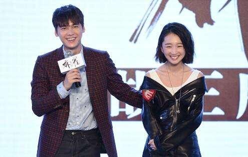 李易峰终于官宣与周冬雨的关系,有情人终成眷属！网友:要幸福哦