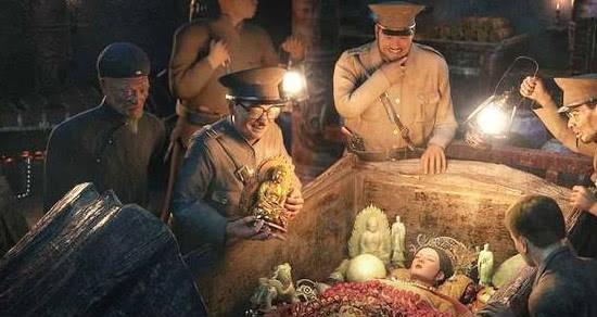 孙殿英几乎挖光清皇陵，为何不敢动明十三陵关键还是陪葬品