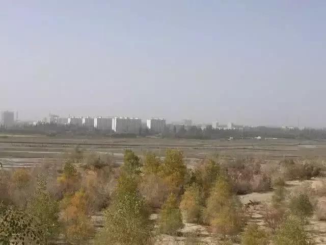 中国面积最大的六个县，排在第一位的面积相当于江苏省加上浙江省