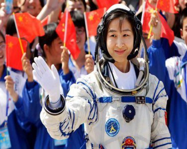 ​不会做饭的妻子，最爱吃河南烩面的女儿，去摘星星的妈妈！