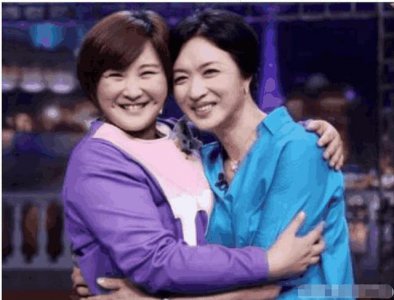 ​36岁贾玲暴瘦撞脸韩星“宋慧乔”, 近照流出整容了？