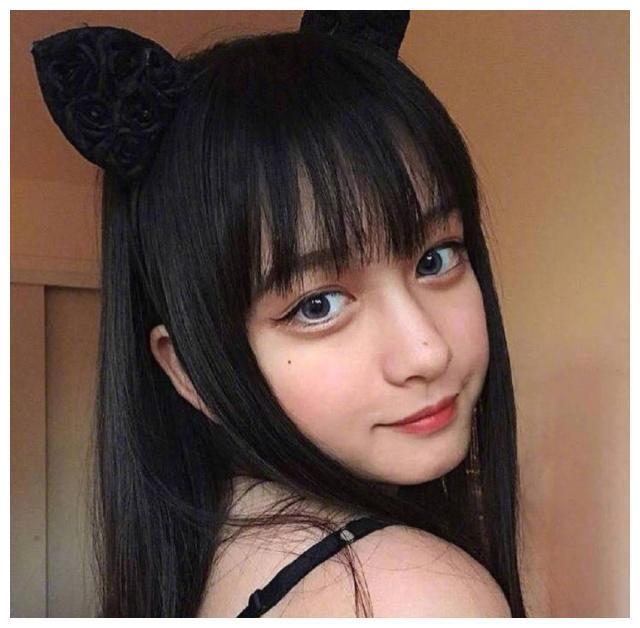 王思聪被吓取关章若楠后，又关注一网红，众人直呼：眼光真毒！