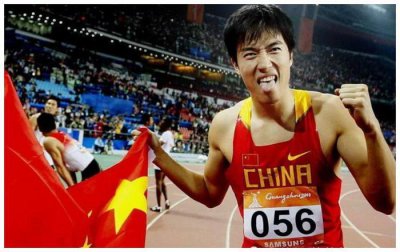 ​曾经令国人骄傲的“飞人”刘翔，如今生活怎么样？看完忍不住鼻酸