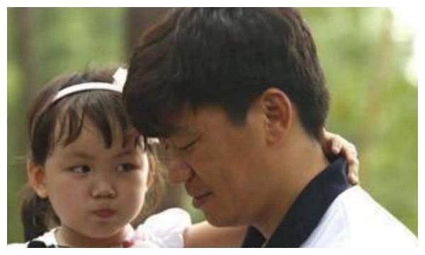 王宝强父母住“豪宅”，生活奢侈遭吐槽，王宝强道出一句实在话