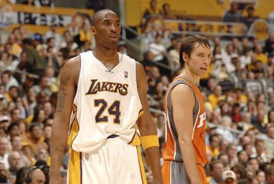 ​科比单场81分+场均35.4分，为何还是难以夺得MVP？