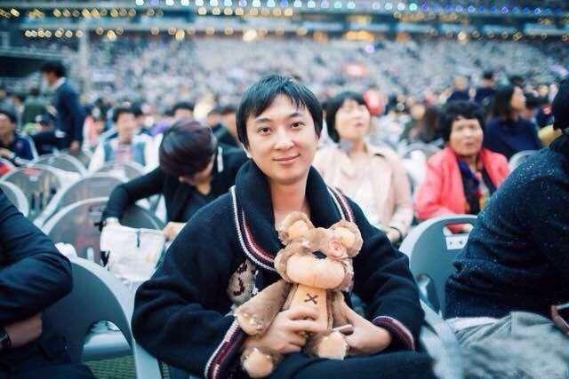 王思聪正式退役从IG名单上去除，IG经理：不退役就全程去S8