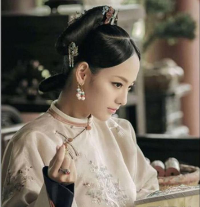 张嘉倪结婚四年还生俩娃，却不肯改口叫“婆婆”？原因获大s力挺