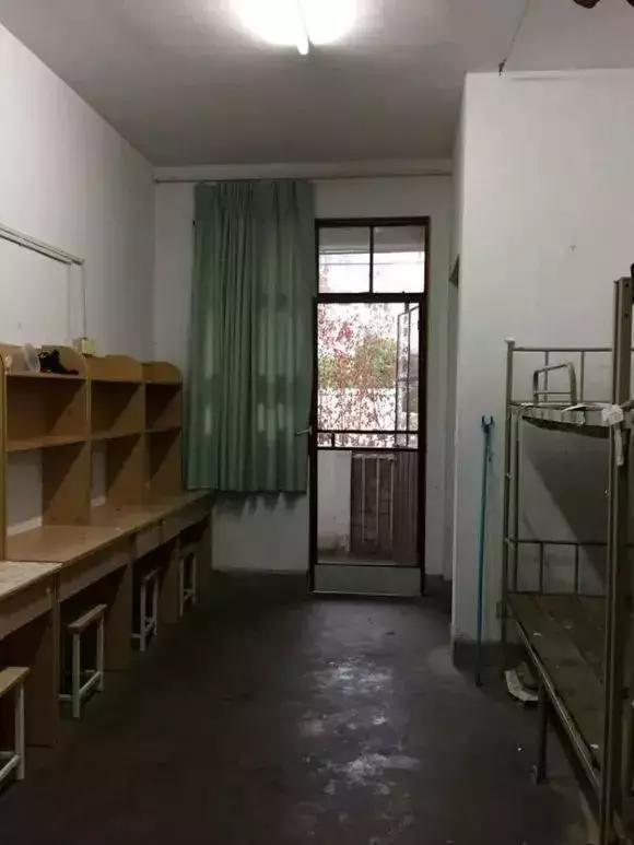 南京高校宿舍条件，最坑爹的10所！看看有没有你学校！