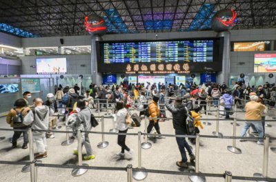​台当局突改赴陆团队游政策令业界哀嚎 马英九：最大问题是当局从不沟通