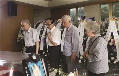 南通“莫文隋”昨走“最后一程” 11年前的遗嘱感人至深