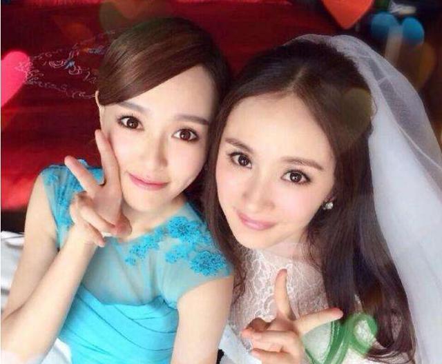 女星当众“开撕”，杨怡胡定欣互不搭理，刘涛蒋欣暗暗较劲？
