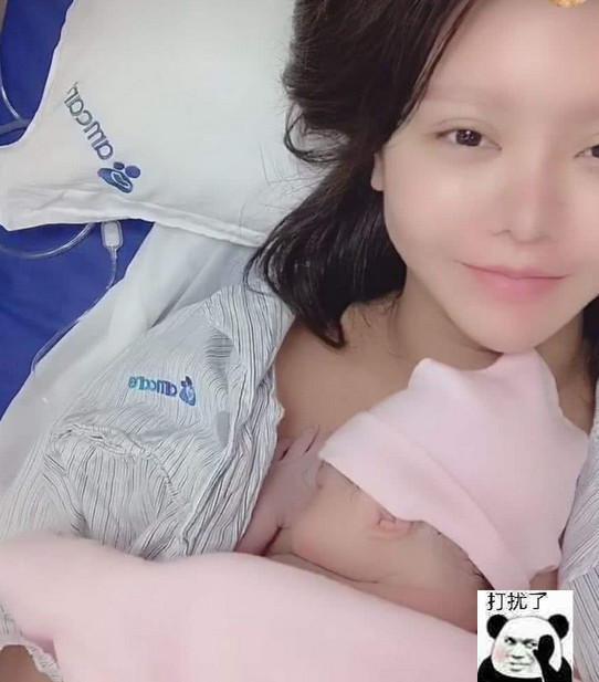 韩安冉童年照有港星气质，如今却成“整容脸”，对美有什么误解？
