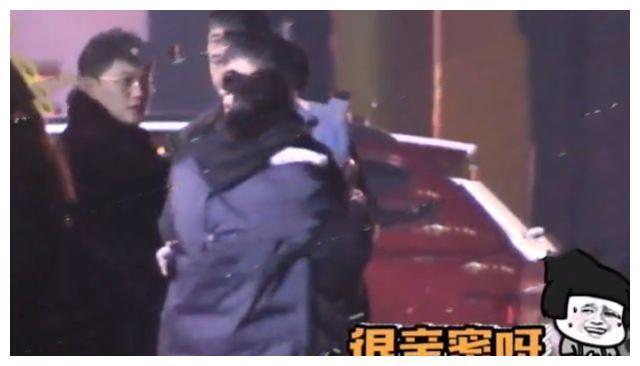 德云社社张九龄恋情曝光，粉丝：相声演员不是偶像