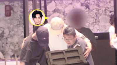 ​陈晓醉酒后被搀扶走路 疑似与陈妍希婚变有关