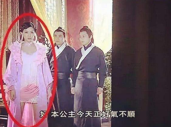 古装剧中奇葩的“内衣”，还是韩雪的最性感