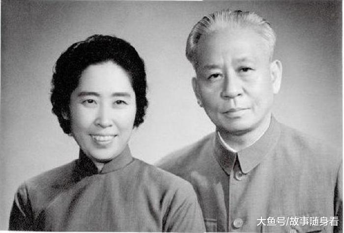 她是中国最牛母亲, 女婿是国家副主席, 孙子09年晋升为上将!