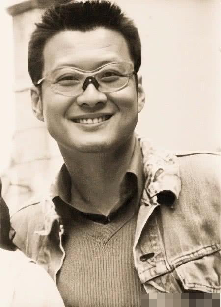 孙兴本来是最帅杨逍，但巅峰时期吸毒打烂一手好牌