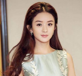 ​女星都多少岁出道，赵丽颖17岁，杨紫7岁，杨幂关晓彤最早