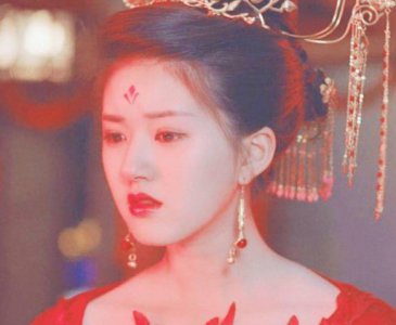 ​女星古装，赵露思可爱，郑湫泓有特色，最后一个仙气十足