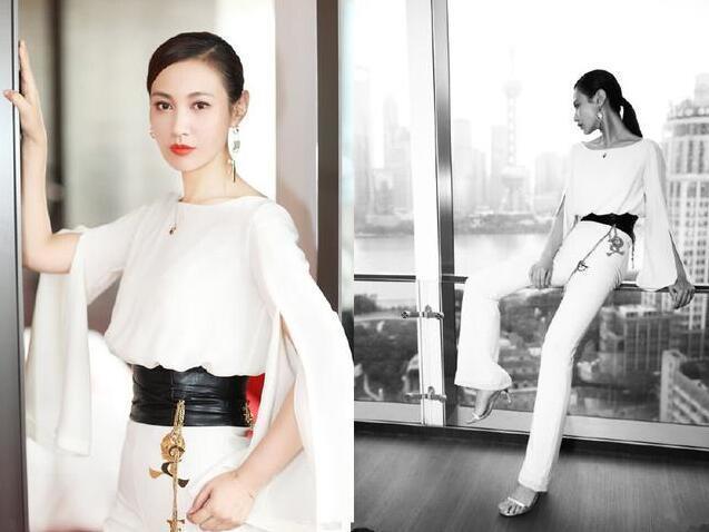 38岁杨雪近照曝光，和老公神似父女，网友：真的嫁给了爱情！