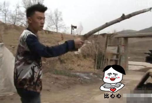 他曾是杨清柠“前男友”，上节目批“叛逆男”，如今三观正到可怕