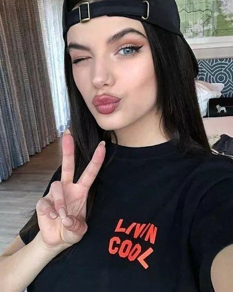 有颜有腿还会穿？大布的前前女友，白富美界的人间独角兽