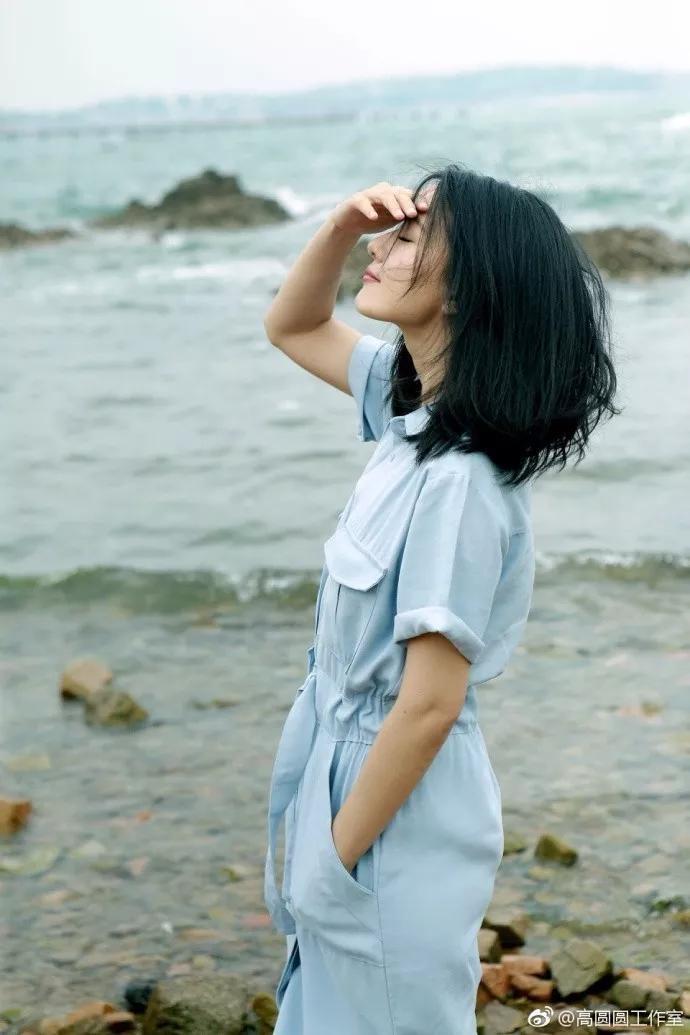 拍照的时候，如何摆pose才好看？