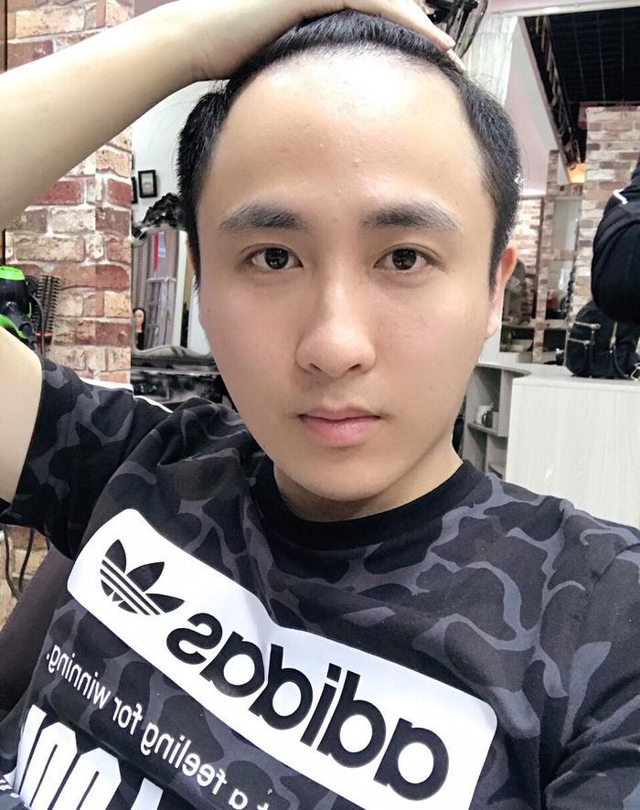 快手一哥“翻船了”，摊上官司账号被冻结，网友纷纷发来贺电！